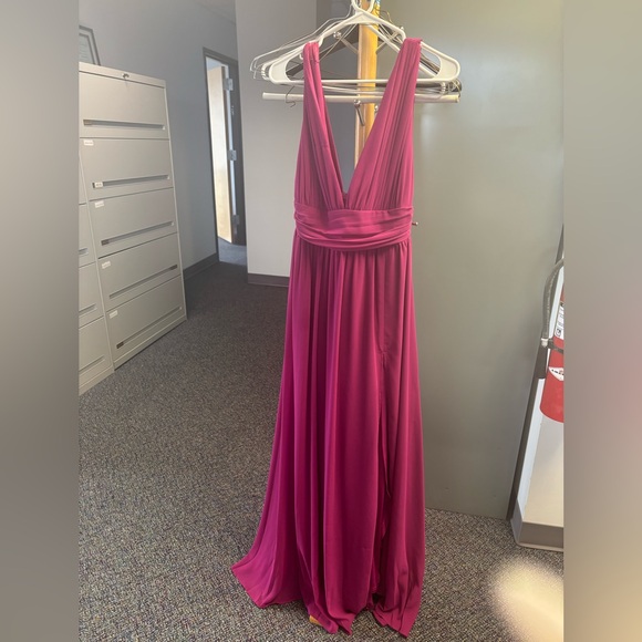 Lulus dress. Worn once, excellent condition. Beautiful color. - Picture 4 of 5